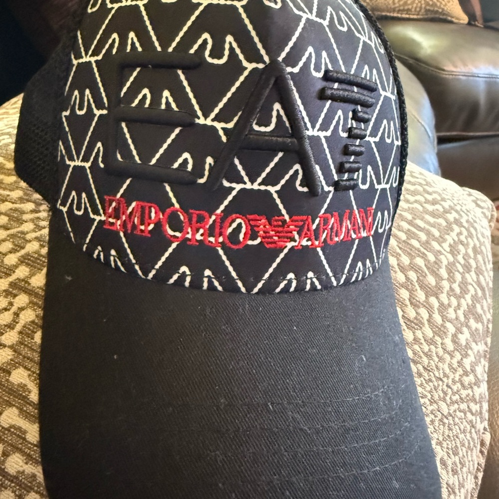 Emporio Armani hat